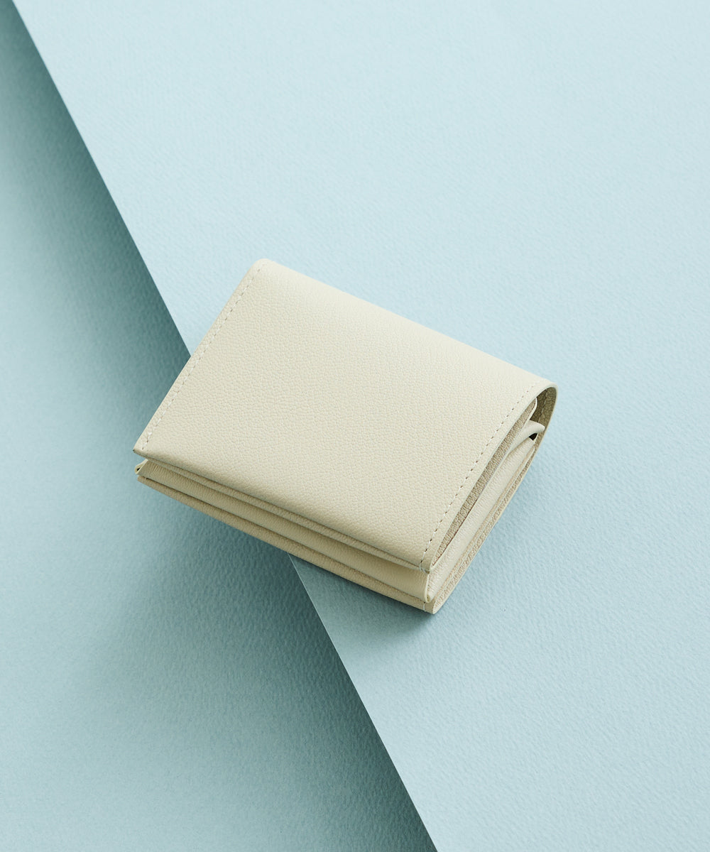 Bifold Compact Wallet - Off white – MOLINI（モリニ）オフィシャル