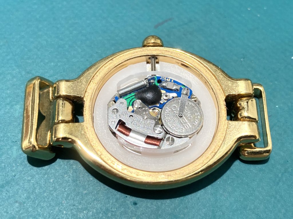 FENDI フェンディ 640Lの電池交換