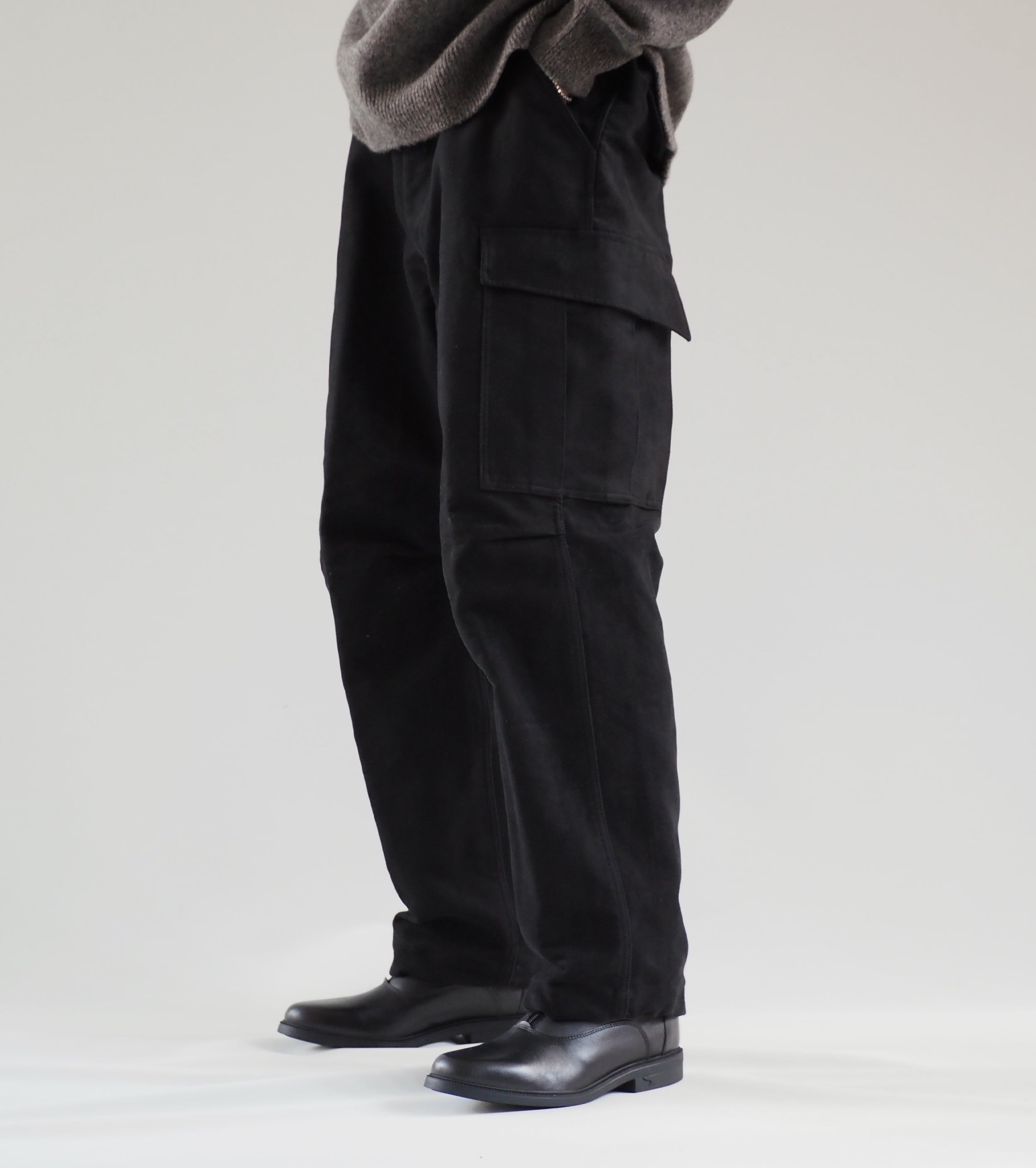 COMOLI モール スキン BDU パンツ, Black – Navyblue