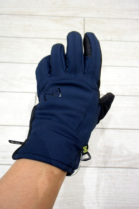 BURTON AKの薄手グローブ AK TECH GLOVE – A-BONY