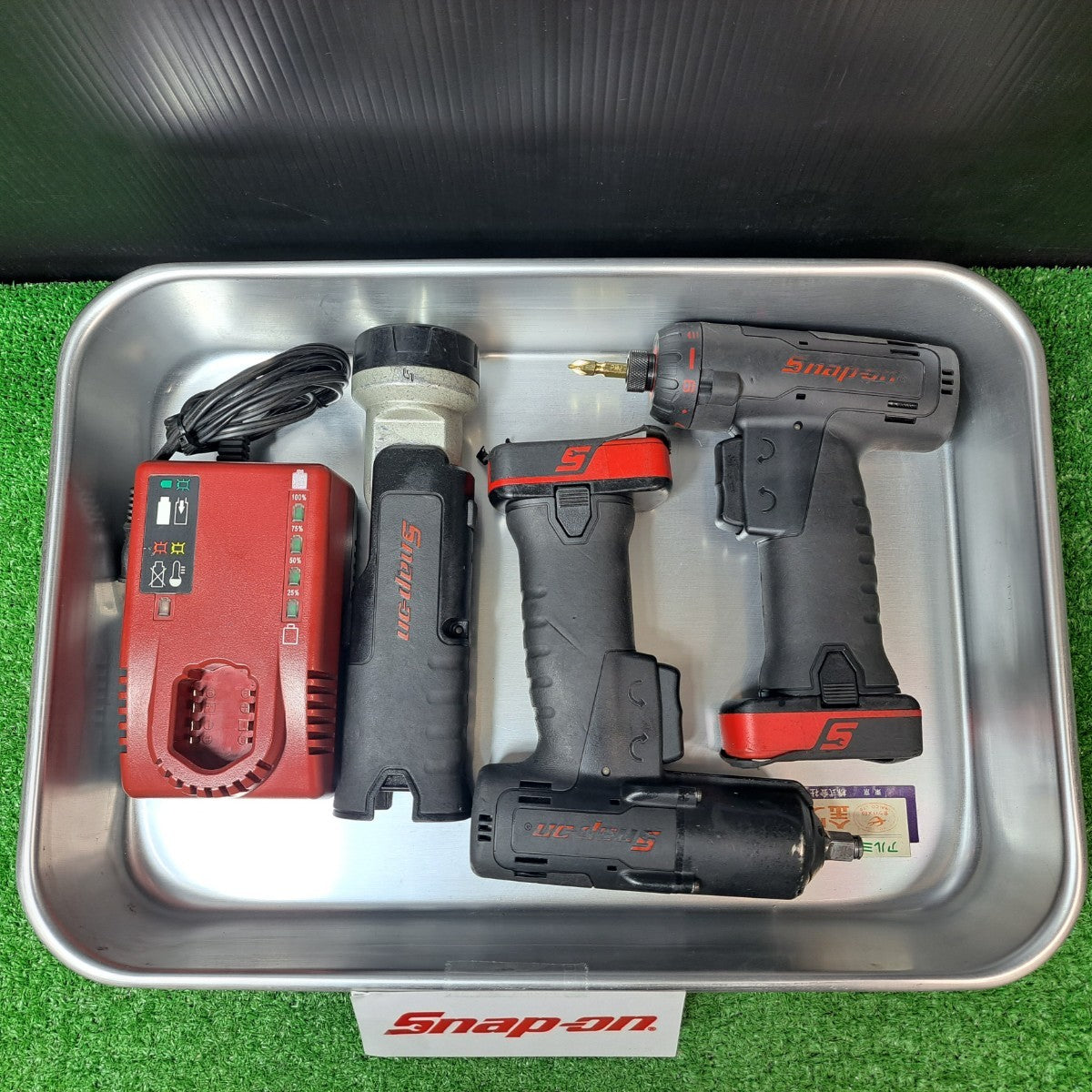 スナップオン/Snap-on 14.4V インパクトレンチ、スクリュードライバー