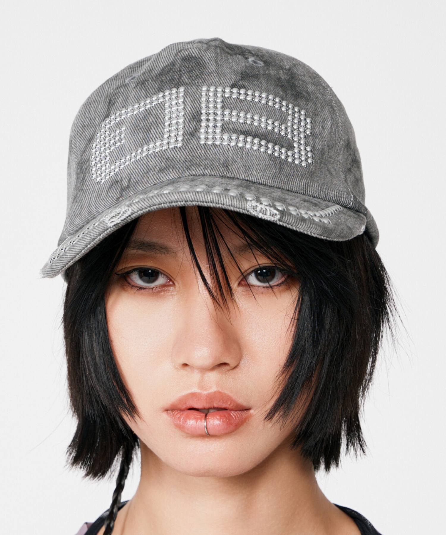 BD STUDS DAMAGE CAP – BEEDEN