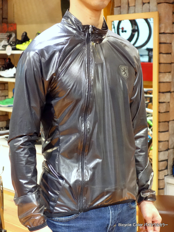 奈良の冬は寒い！カペルミュールのクリアレインジャケット！ | 奈良