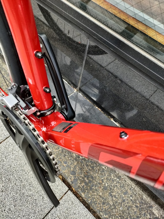 新宿都庁前店 上級クロスバイク GIANT ESCAPE ジャイアント エスケープ