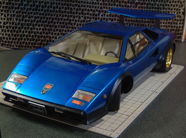 童友社 1/12 ランボルギーニカウンタックLP500S」の巻 | モデラーKの