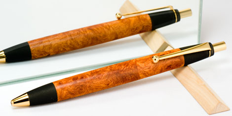 花梨の瘤の色違い | 野原工芸｜作り手の裏話