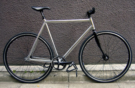 DURCUS ONE “MASTER”ファーストプロトバイクが到着！！ | W-BASE | BMX