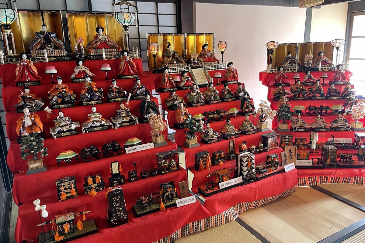 東彼杵町の古民家に、昔のひな人形を見に行こう！ | 冒険県 冒険する