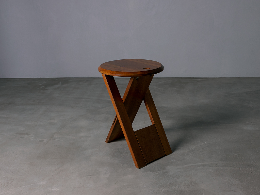 Roger Tallon stool | ロジェ・タロン - COLLETION - BROOD INTERIOR