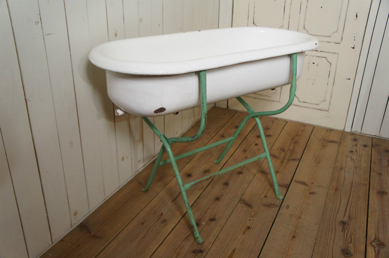 ありんこ❣️アンティーク ホーローベビーバス 野バラ柄 蓋つき 希少