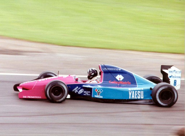 縁があったらドライブしたいけど、覚悟しないと隣に乗れない】元F1