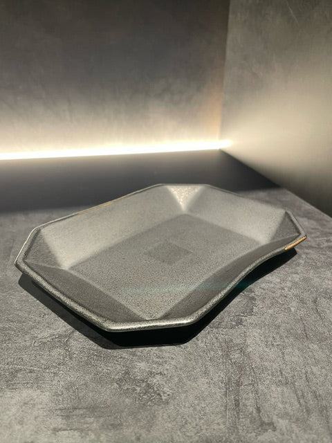 金継ぎ】角皿28 – g KEYAKIZAKA