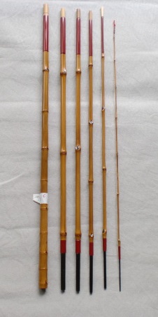 和竿と釣り道具,竿作り教室の銀座東作釣具店です。竹竿 漆仕上げ専門店