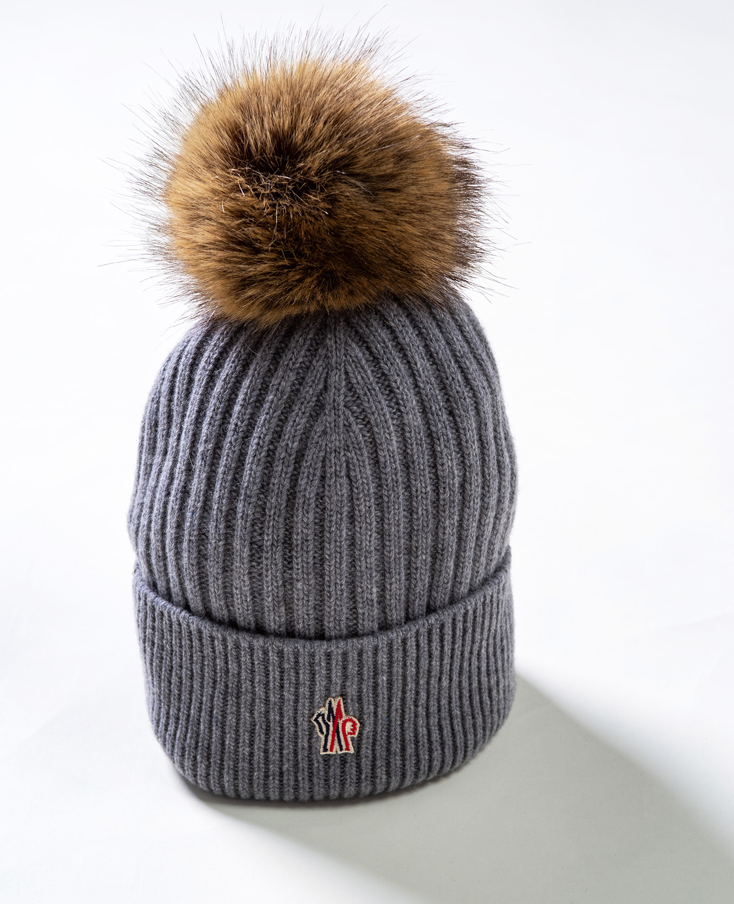 プレゼントにもオススメ!「MONCLER」のボンボン ニットキャップ