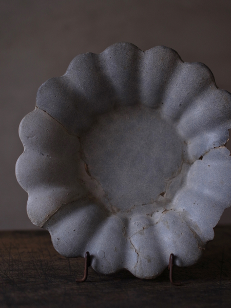 デルフト輪花皿 デルフト輪花大皿 / 17世紀・オランダ | gallery yaichi