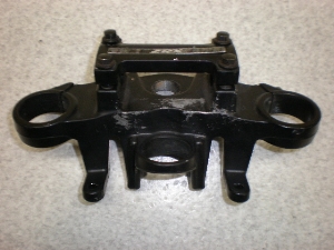 中古バイクパーツ販売専門店アイラブモーターZRX400 トップブリッジ