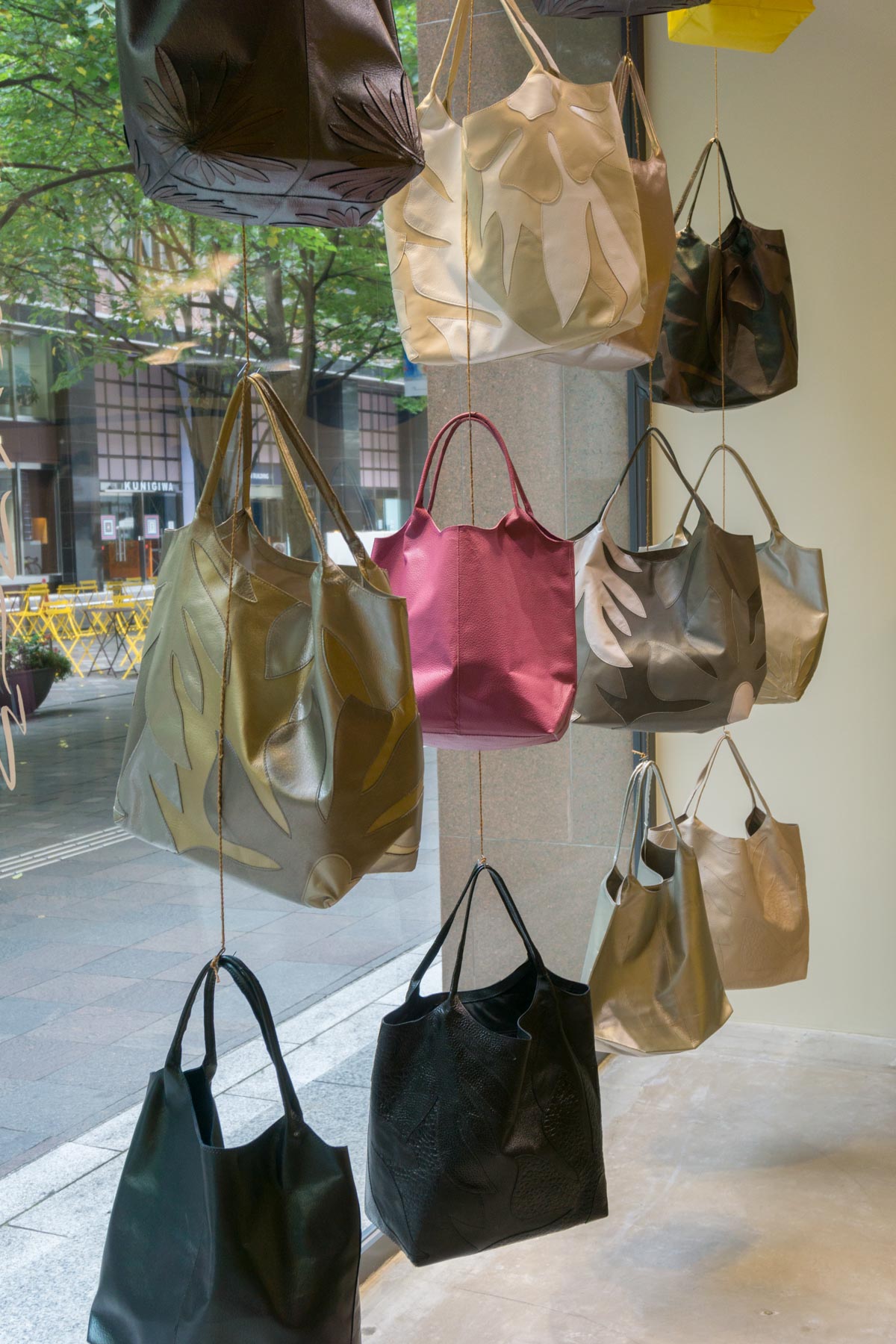 丸の内店で 豚革バッグ いろいろ | Jurgen Lehl etc.