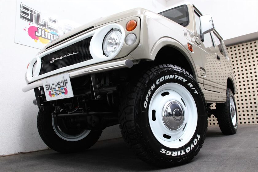 ジムニー JA22W カスタム No．785 TOYOTA ランクル 純正色