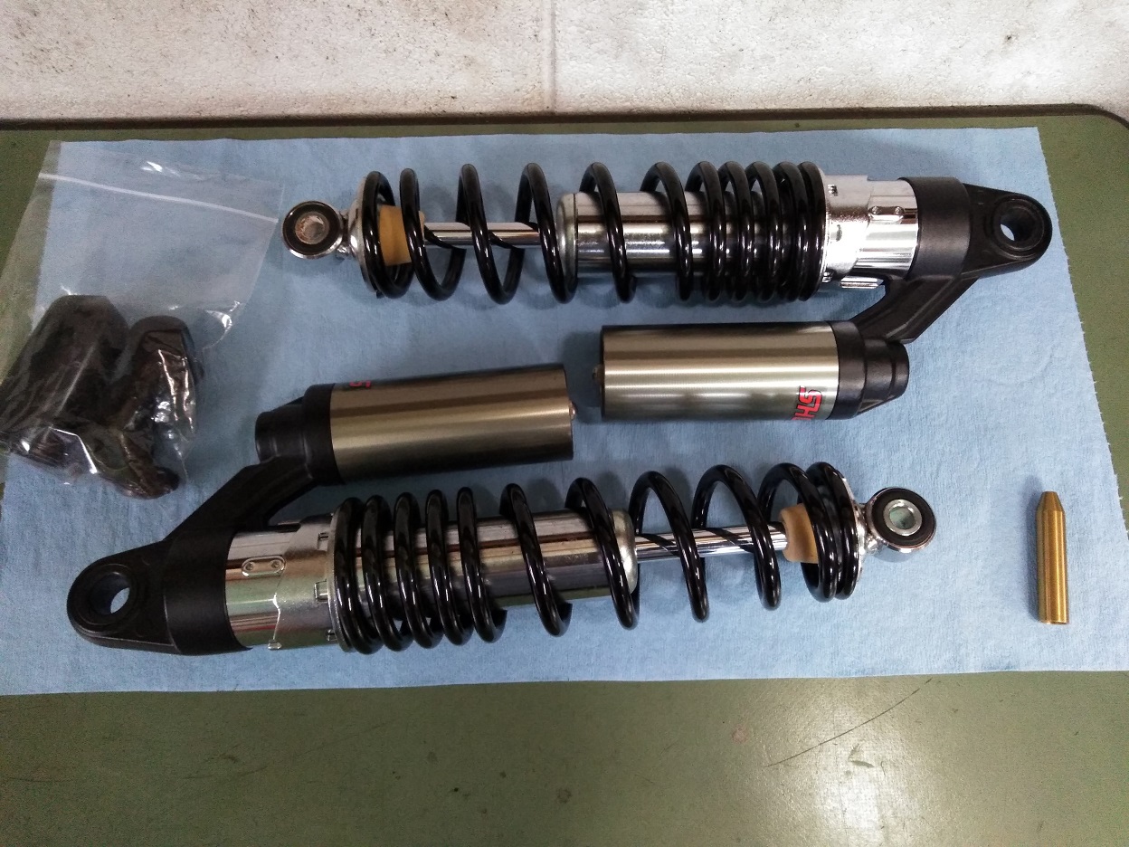 CB400SF(NC42)純正リアショックのオーバーホール | johnny's factory