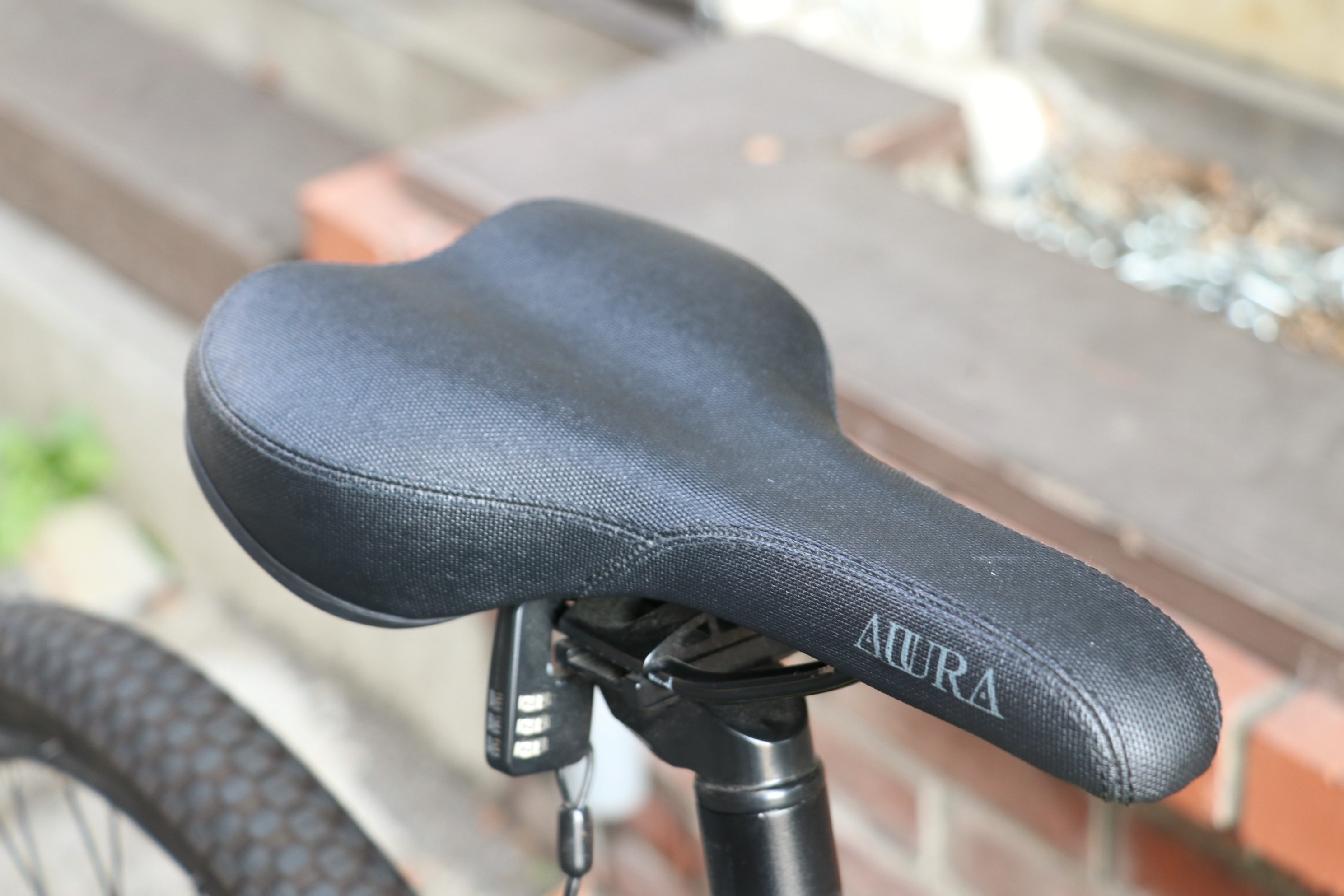 レユニオン AURA オーラ 26型 アルミ シマノ8速 430mm MTB REUNION