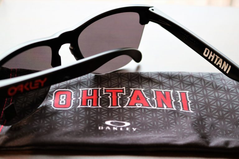 NEW ARRIVAL【OAKLEY】FROGSKINS LITE Signature Limited SHOHEI