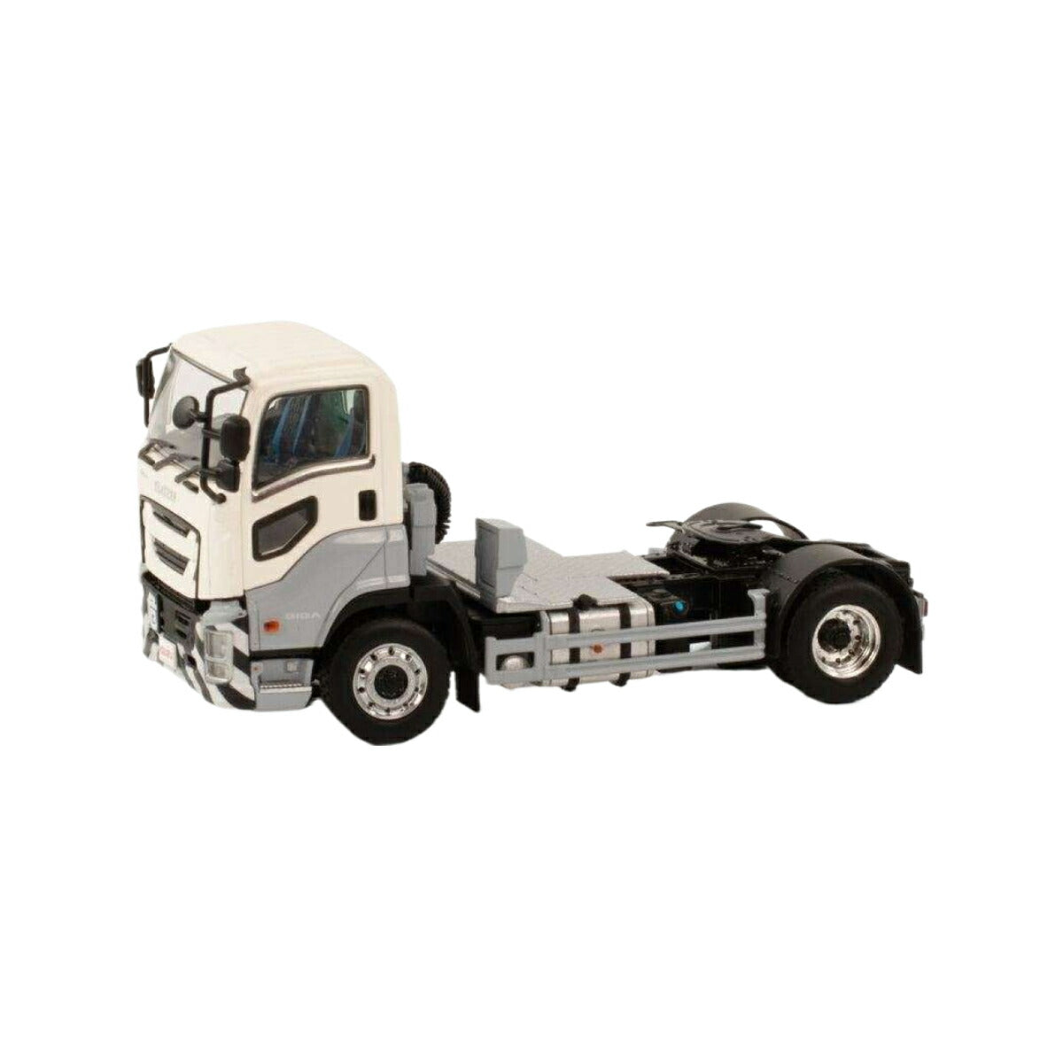 Isuzu Giga Short Cab white トラック / WSI 1/50 建設機械模型 工事