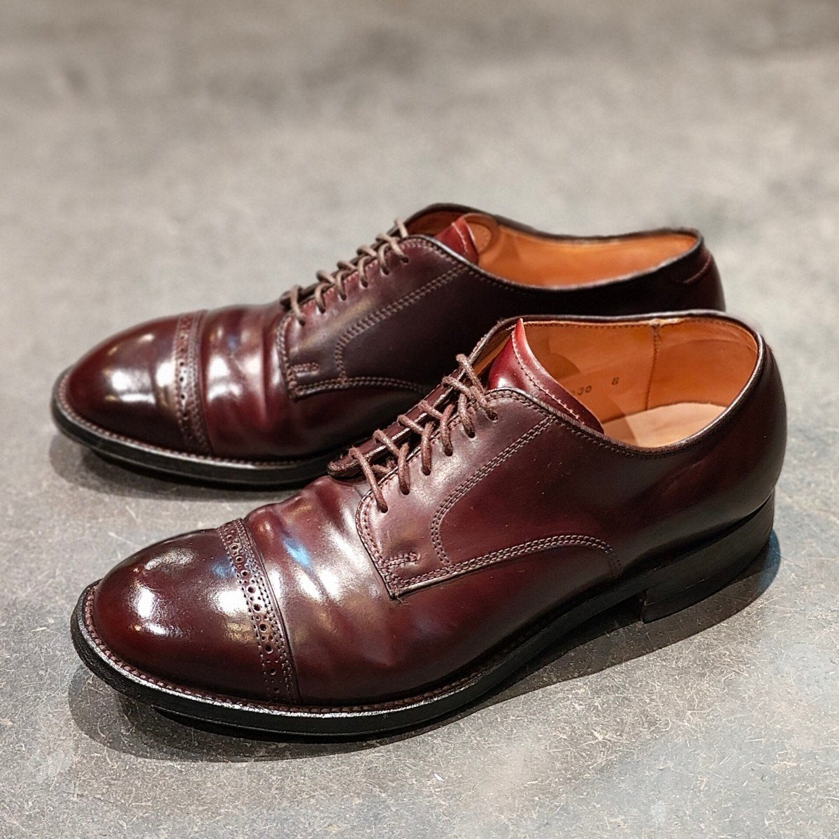 美品 【ALDEN】オールデン 56201 パンチドキャップトゥ コードバン