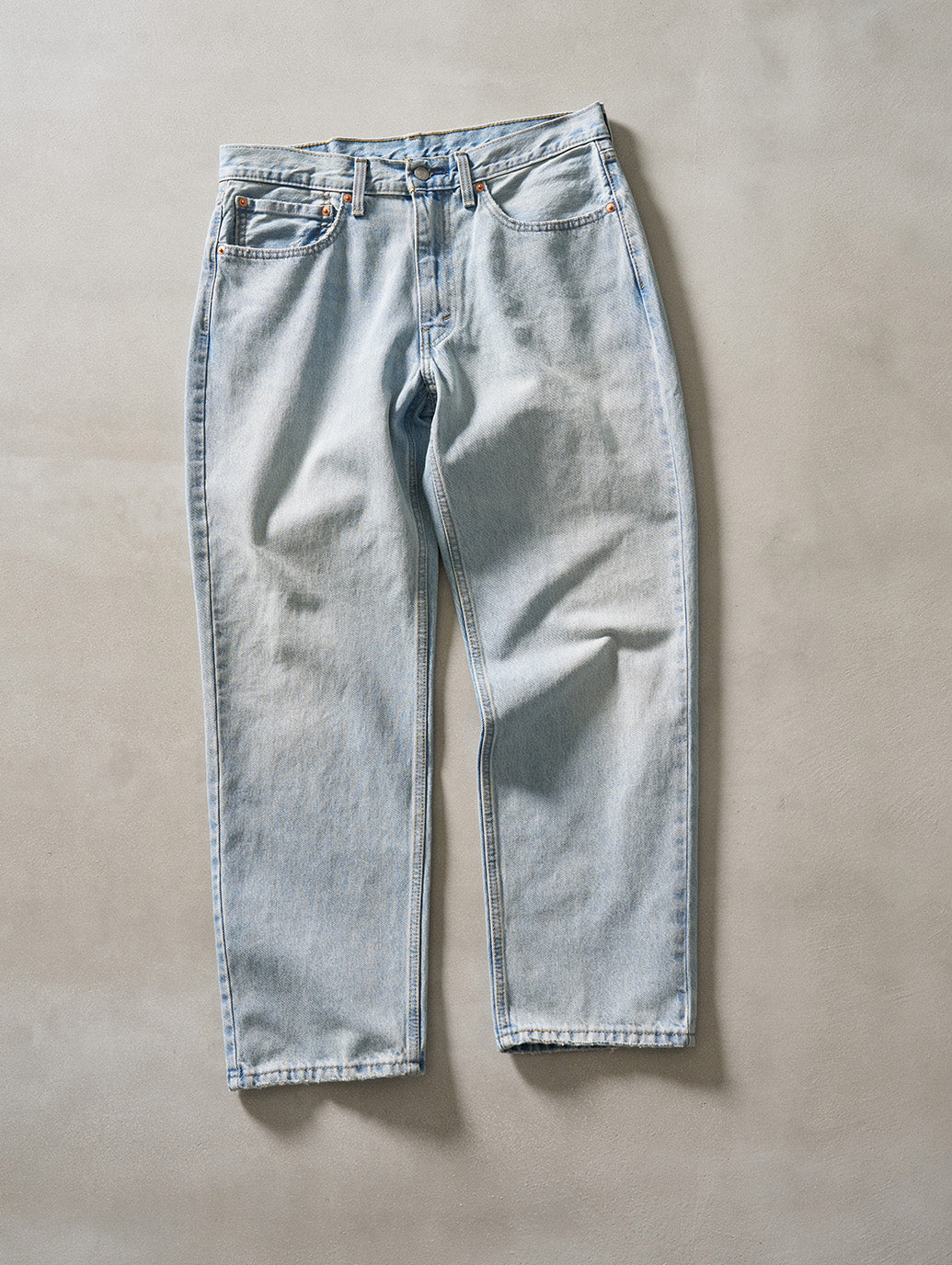 550™ リラックス ジーンズ ライトインディゴ – リーバイス®公式