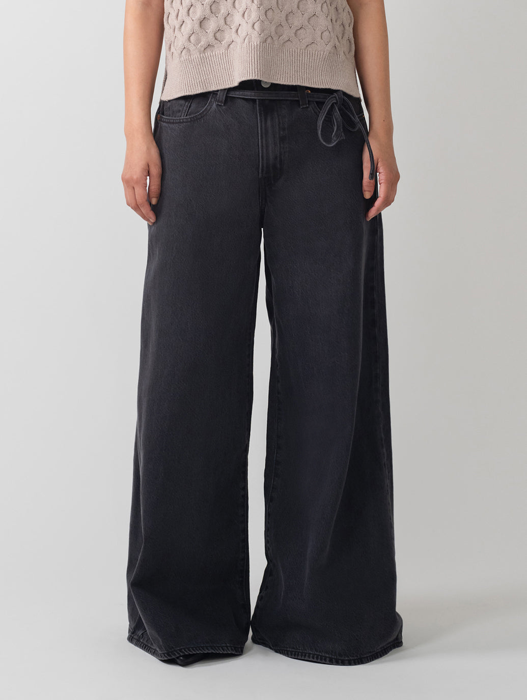 XL スーパーワイドジーンズ ブラック – リーバイス®公式オンラインストア