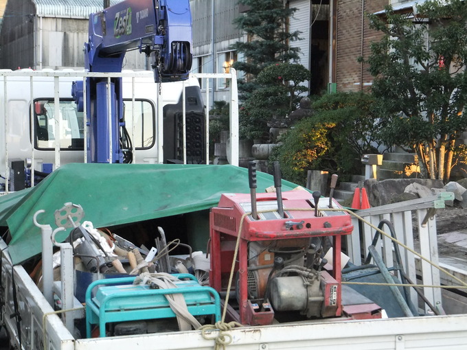 お庭の石灯篭の引取り｜愛知県岡崎市 : 岡崎市 老舗石屋㈱杉田石材店の