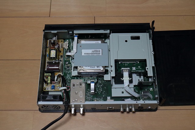 HDDレコーダーの起動HDDを換装してみる - ものぐさの模