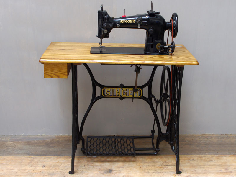 アンティークミシン修理士の工房 足踏みミシン・手回しミシンのミシン