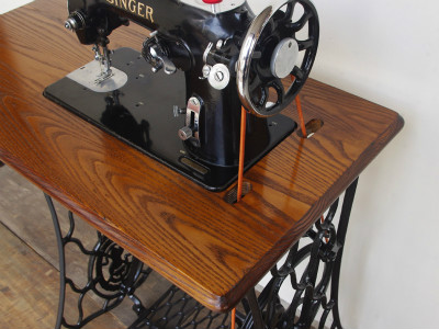 No.388 SINGER 206D シンガー製 家庭用ジグザグ 足踏みミシン