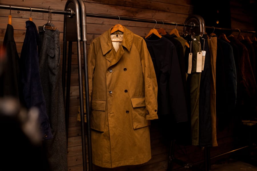 現代にあわせて再構築された phigvel / フィグベル “DOUBLE-BREASTED