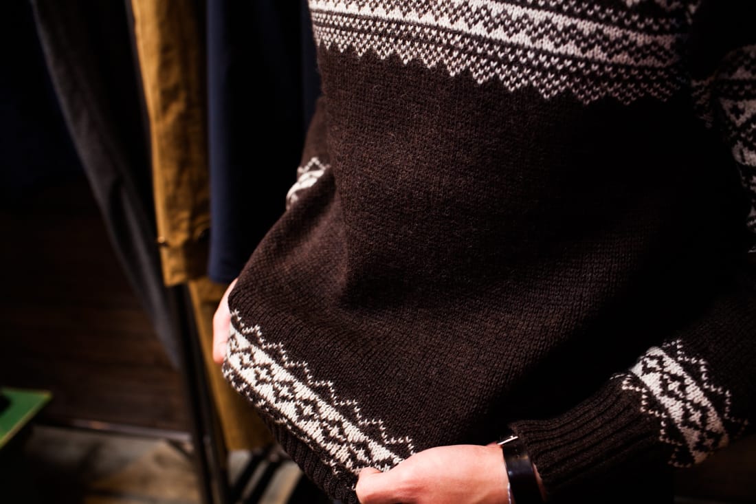 冬を彩る PHIGVEL / フィグベル おすすめセーター厳選2点 ｜ SLOW&STEADY