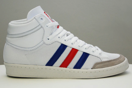 adidas バスケットシューズ ハイカット 幾何学模様 バスケットシューズ