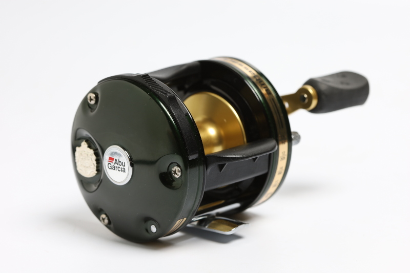 アブガルシア アンバサダー 5600C5 MAG-X 濃緑 マグブレーキ 箱なし