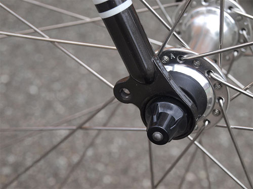 女性のロードレーサーデビューにも！ 完成車 BRUNO ブルーノ 700C tour