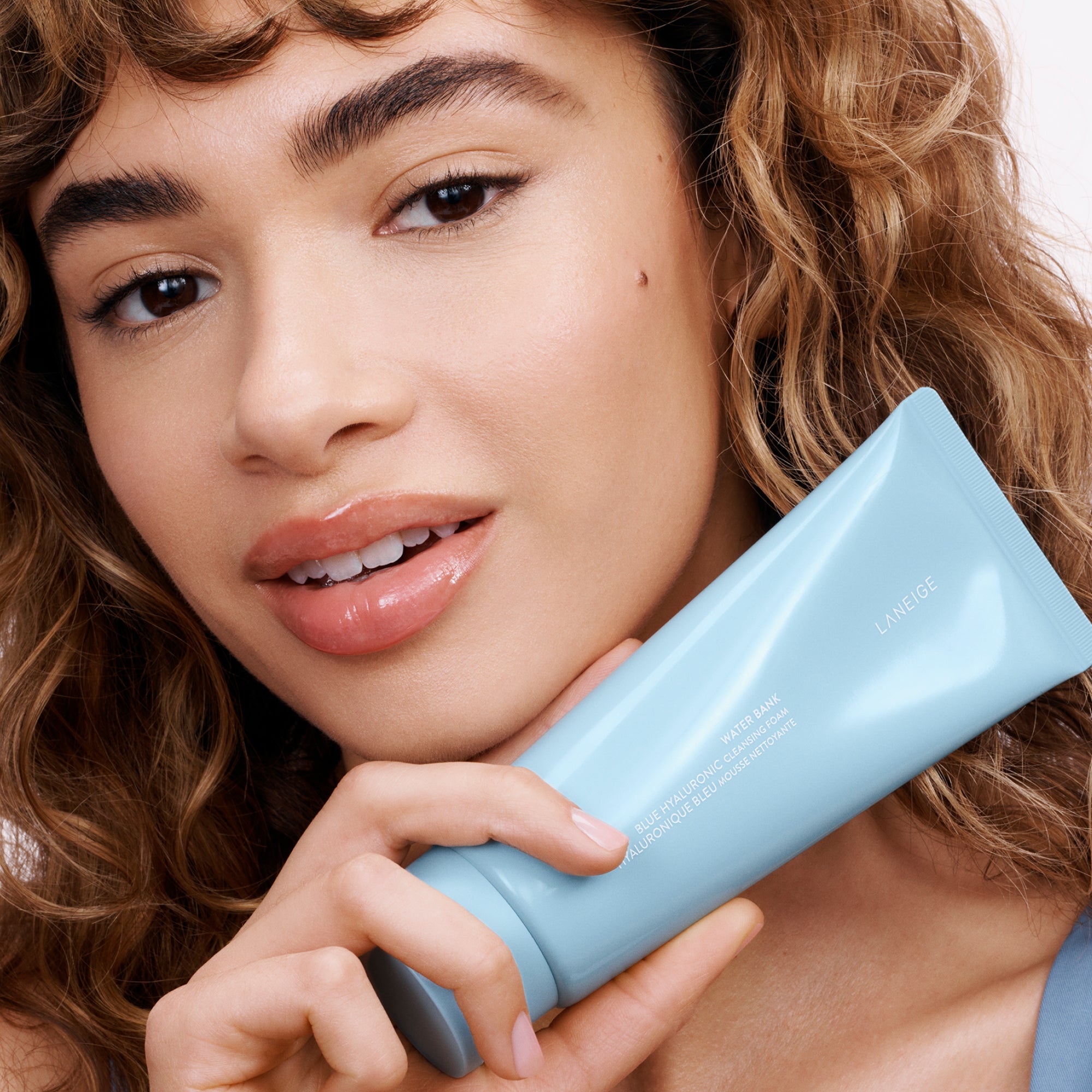 Water Bank Blue Hyaluronic Cleansing Foam | LANEIGE