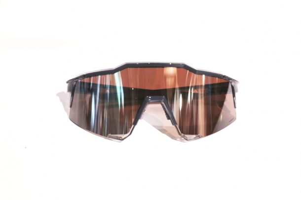 フェア開催中】100%（ハンドレッドパーセント）のサングラスに子供が