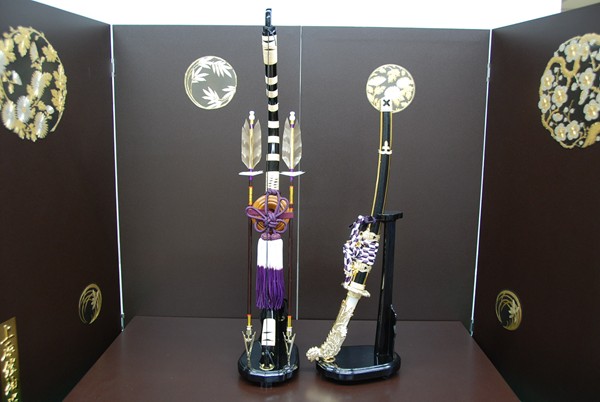 上原鎧袖作 獅子文様之鎧 12号鎧飾｜五月人形・雛人形なら人形の和光