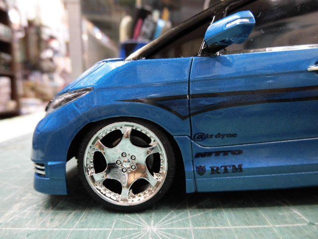 アオシマ 1/24 アヴァンツァーレ GSRエスティマ