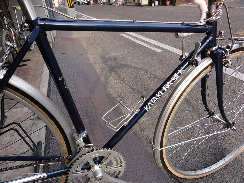 片倉シルク SILK ROAD スポルティーフ シルバー 片倉シルク SILK ROAD