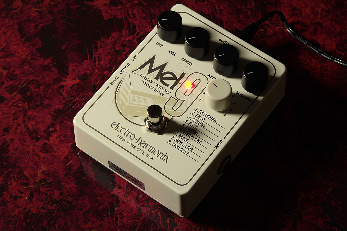 話題騒然！！メロトロンを再現するエフェクターが待望の入荷です