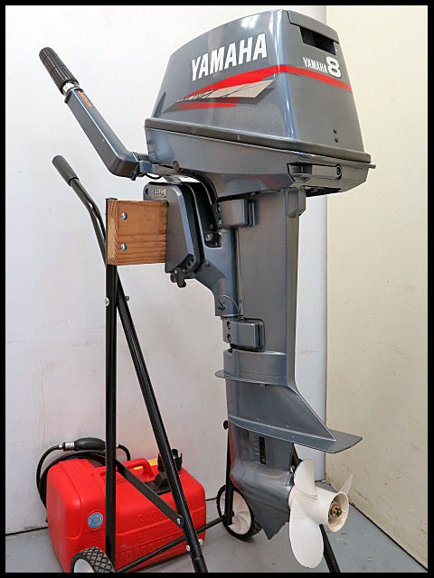中古のヤマハ 8馬力 小型船舶用船外機 6N0/8CMH-S 2スト S足・高価