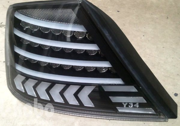 34グロリアテールランプ1｜【エルコボ】ヘッドライト、テールライト