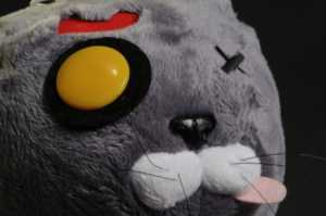 Review and photos of Mega Death Mittens Creepy Cuddler by Mezco