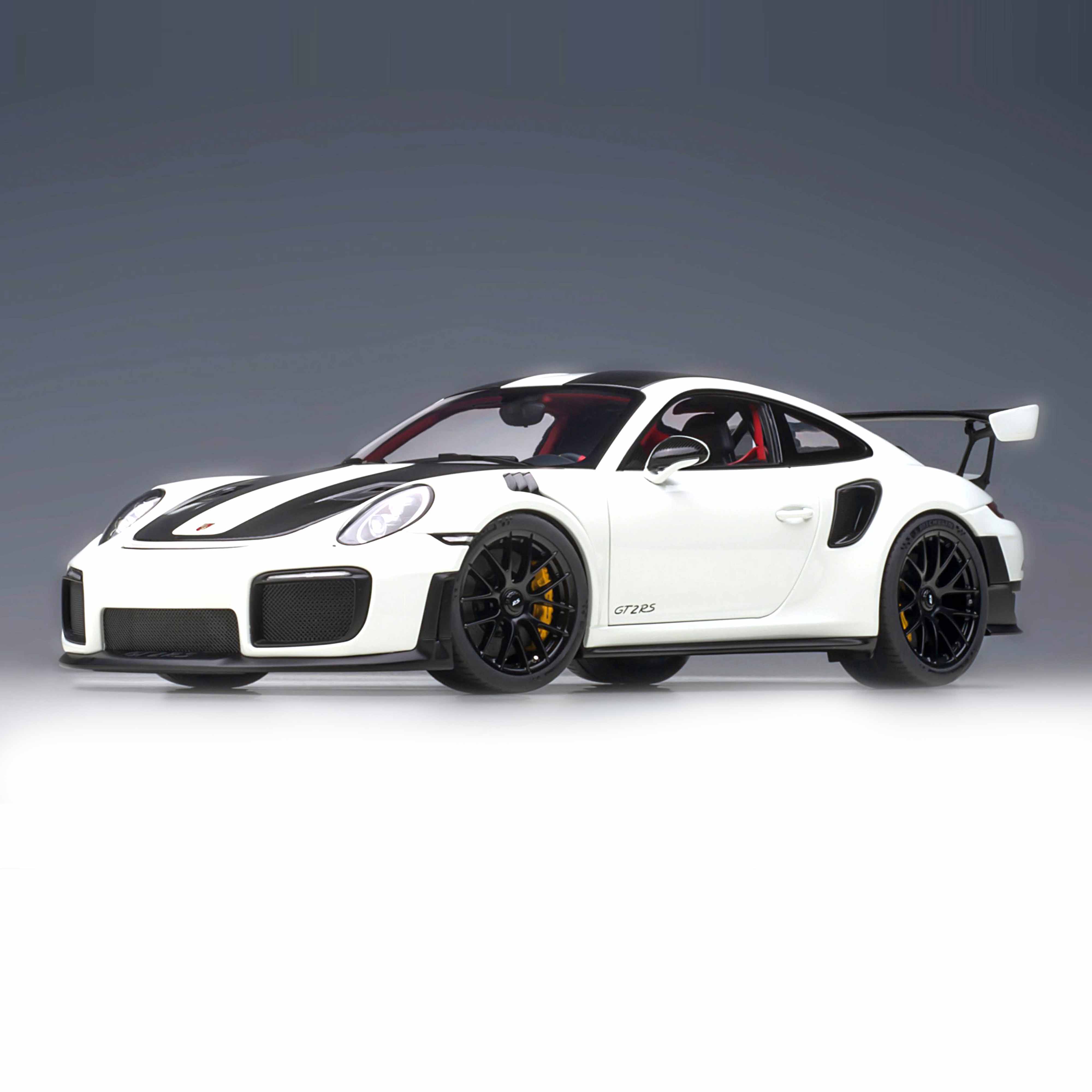 Porsche 911 (991.2) GT2RS 2017 Weissach Package White 1:18 – Norev