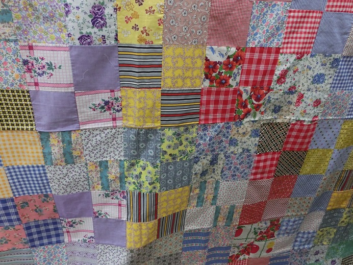 四角つなぎキルトトップ 192×260cm 商品詳細 フィードサック