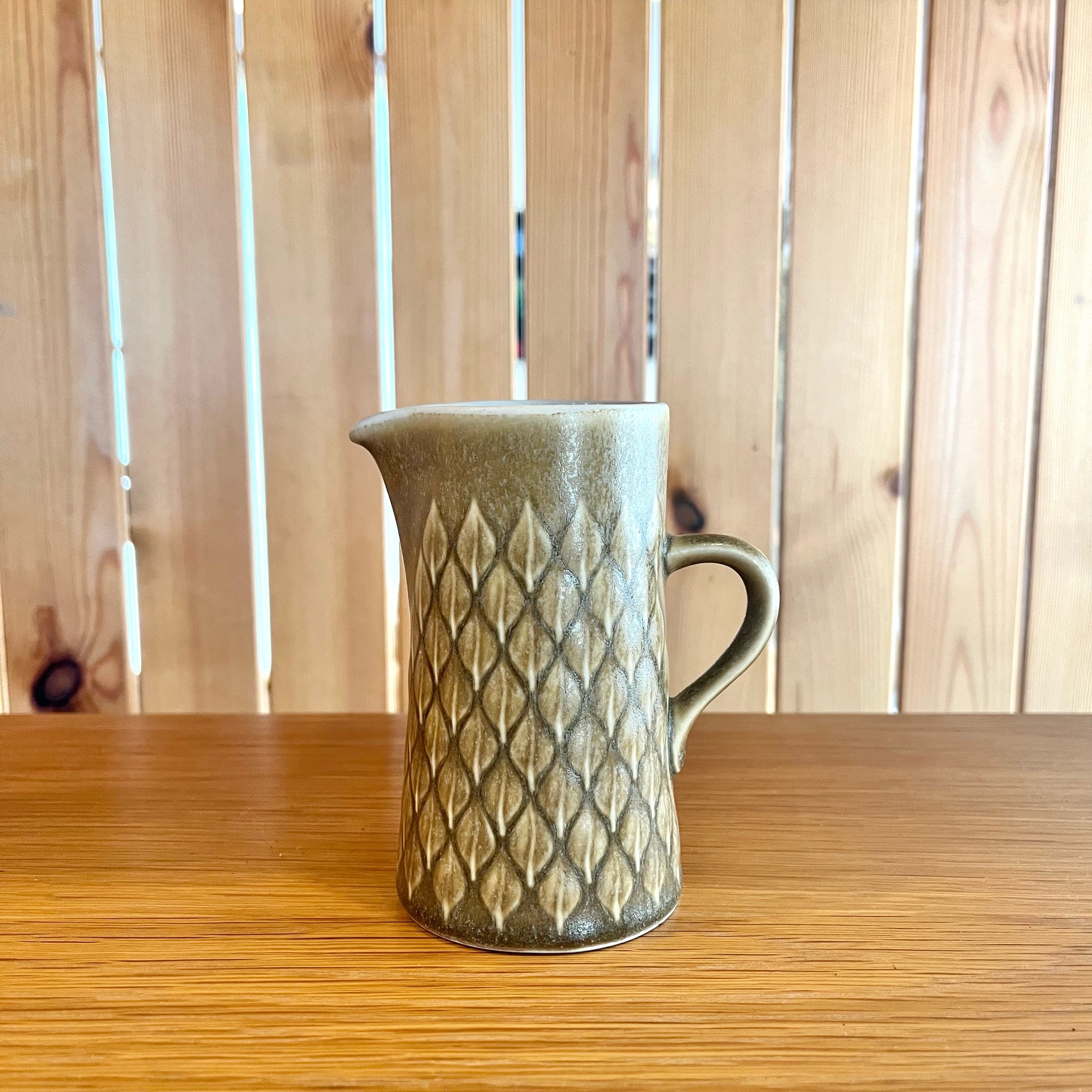 クイストゴー / Quistgaard レリーフ / Relief クリーマージャグ